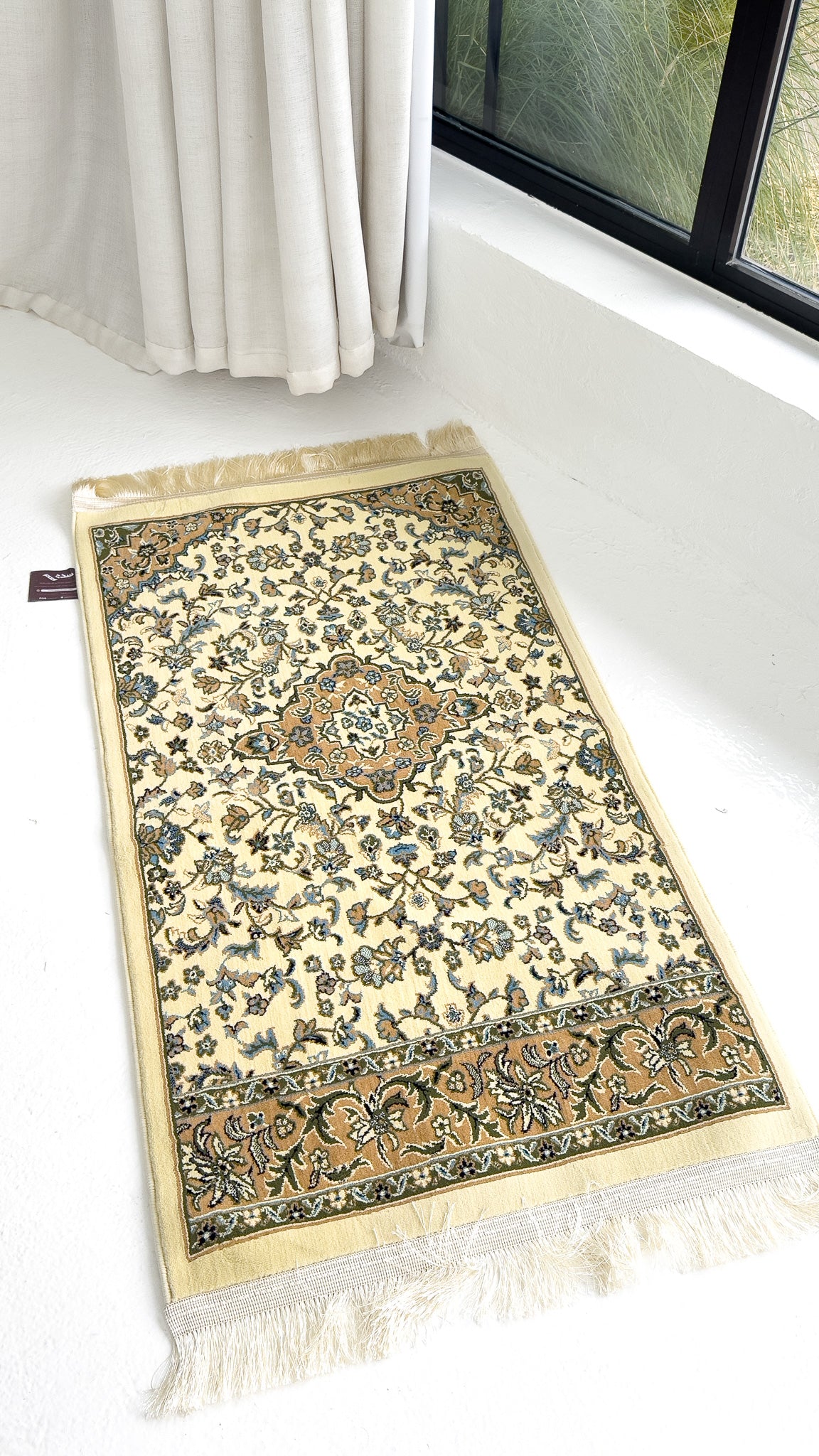 سجادة الروضة الشريفة - اوف وايت و بيج